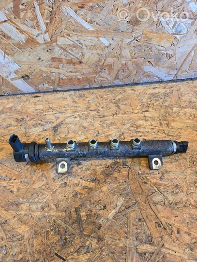 Opel Zafira B Fuel main line pipe 0445214117