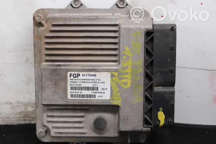 Fiat Panda III Calculateur moteur ECU 0051833809