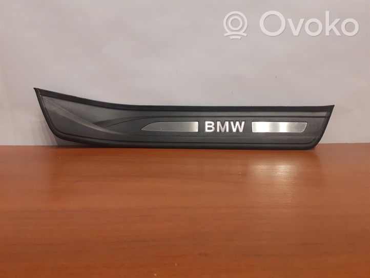 BMW 5 GT F07 Sivuhelman/astinlaudan suoja 51137193476