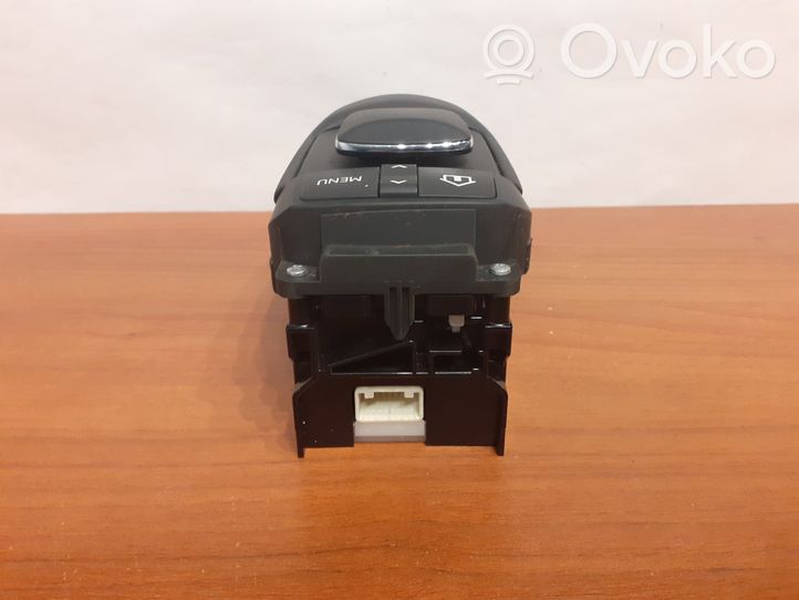 Lexus RX 330 - 350 - 400H Head unit multimedia control 3810