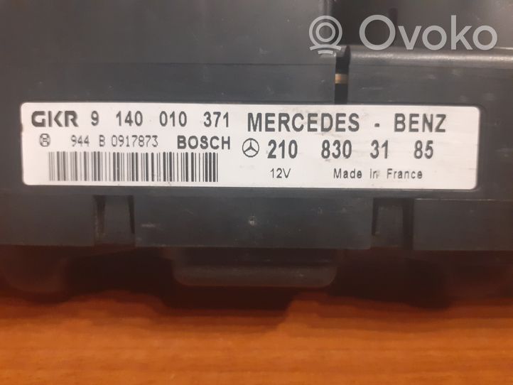 Mercedes-Benz E W210 Interrupteur ventilateur 5279