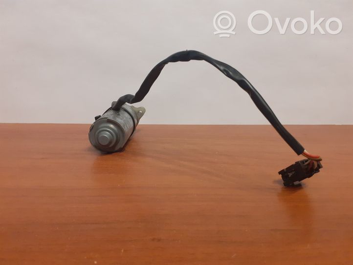 Mercedes-Benz E W210 Mechanizm regulacji fotela 2108200208