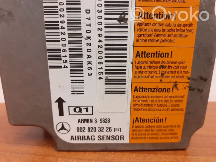Mercedes-Benz E W210 Module de contrôle airbag 0028203226