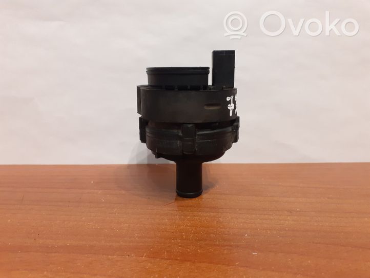 Mercedes-Benz A W177 Pompa dell’acqua A2118350028