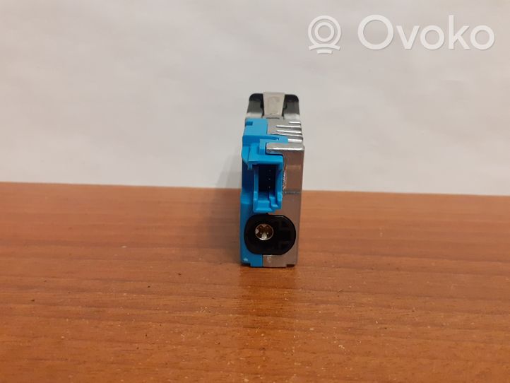BMW 1 F40 Connecteur/prise USB 8711939