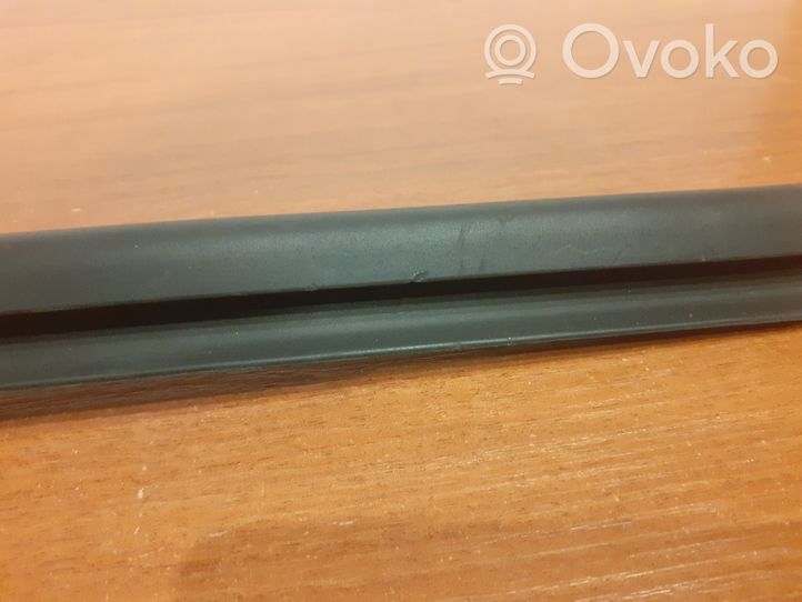 Audi A3 S3 8V Rivestimento del vetro della portiera 8Y0854327