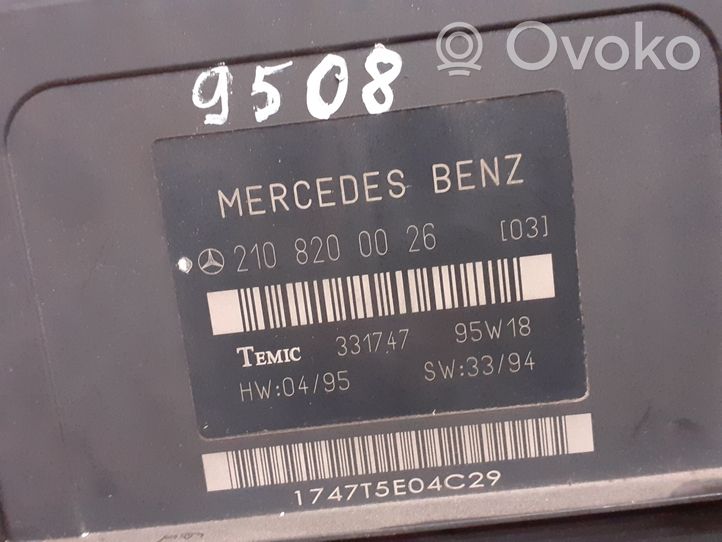 Mercedes-Benz E W210 Module de contrôle carrosserie centrale 2108200026