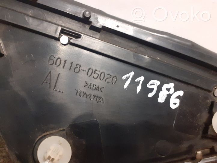 Toyota Avensis T270 Copertura in plastica per specchietti retrovisori esterni 11986