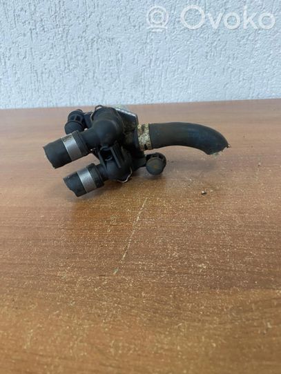 0018307784 Mercedes-Benz E W210 Coolant heater control valve, 24.00 € | RRR
