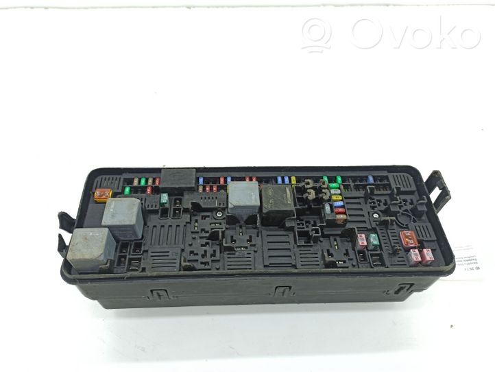 Land Rover Discovery 5 Module de fusibles JPLA14N030AB