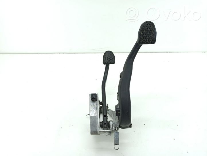 BMW 3 E92 E93 Pedal assembly 2283726