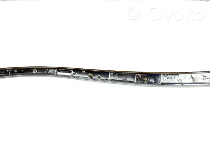 Mercedes-Benz E W211 Rivestimento del vano portaoggetti del cruscotto 204969