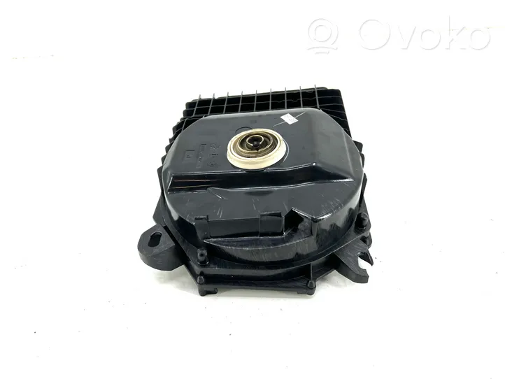 BMW 3 E90 E91 Enceinte subwoofer 6925330