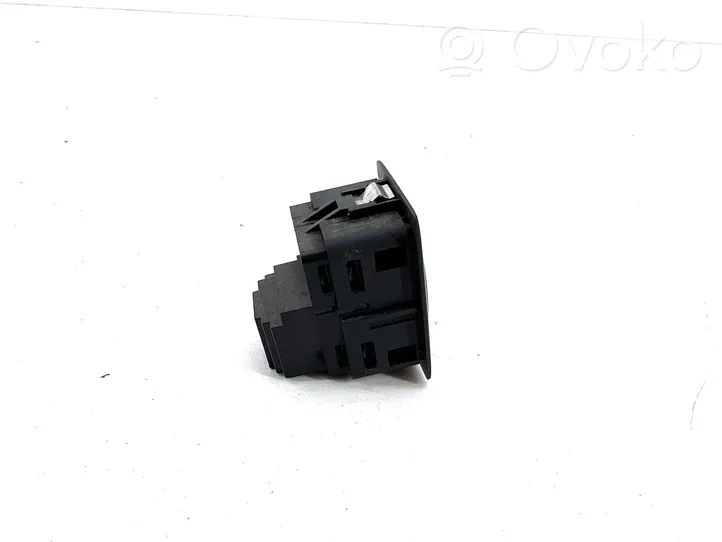 Volkswagen Transporter - Caravelle T5 Alarm switch 7E0962109