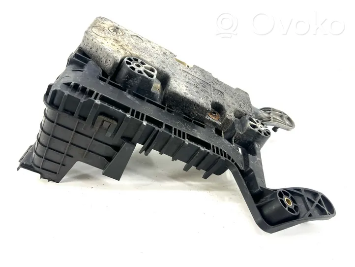 Audi A3 S3 A3 Sportback 8P Vassoio scatola della batteria 1K0915333