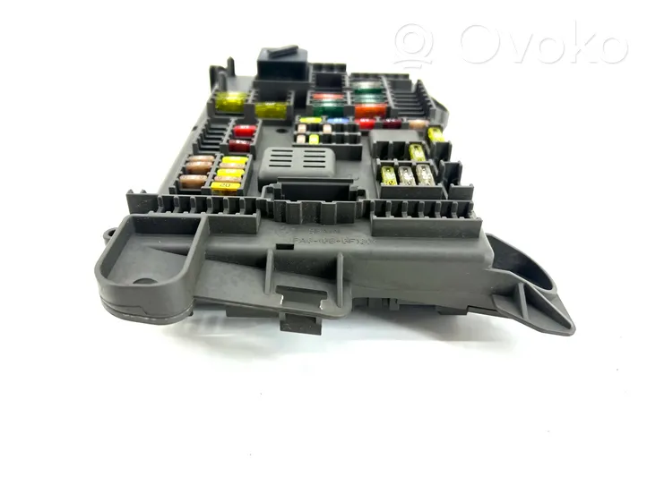 BMW X5 E70 Fuse module 6931687