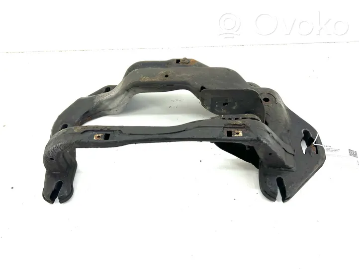 BMW X5 E70 Gearbox mounting bracket 