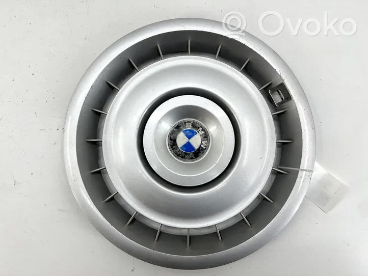 BMW 5 E34 R 15 riteņa dekoratīvais disks (-i) 1181532