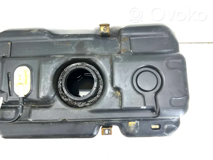 Mercedes-Benz Vito Viano W639 Réservoir de carburant A6394704201