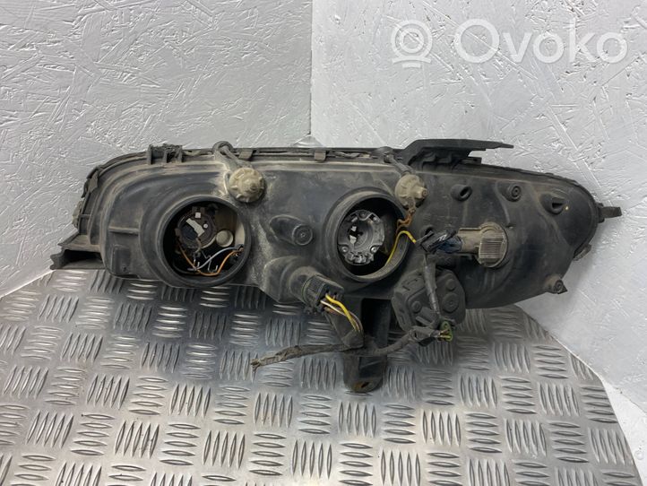 Opel Omega B1 Phare frontale 14521800