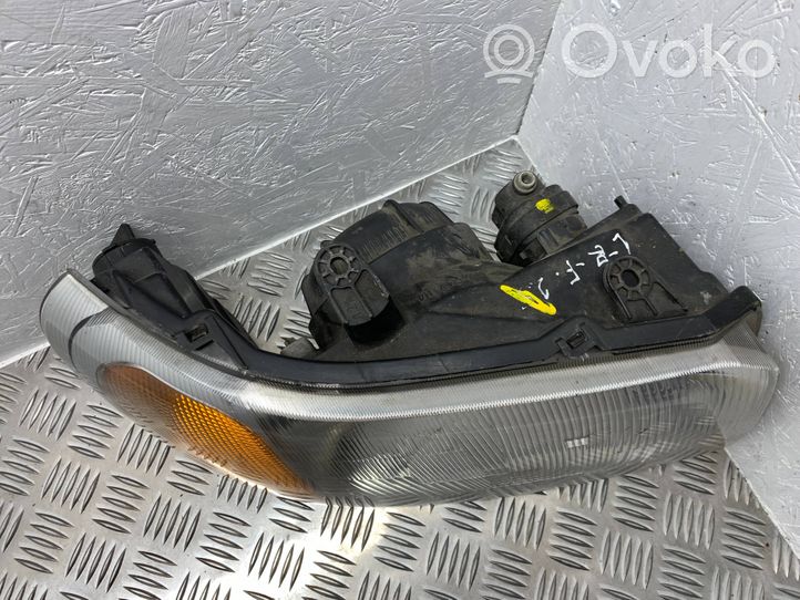 Land Rover Freelander Lampa przednia 88203322