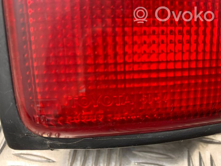 Toyota Land Cruiser (HDJ90) Rear/tail lights 60-54