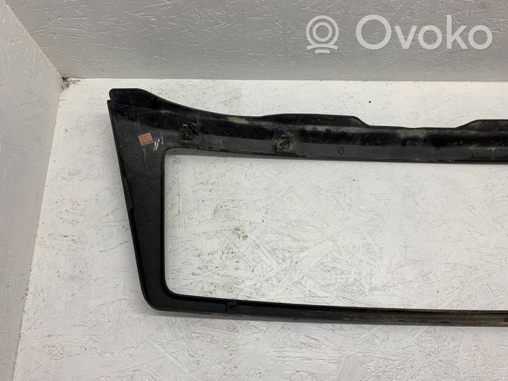 Jeep Grand Cherokee (WJ) Grille de calandre avant C223711009G