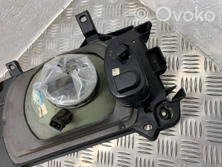 Volkswagen Multivan T4 Lampa przednia 701941010