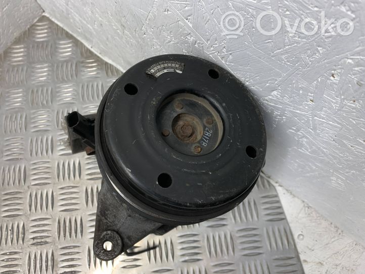 Jeep Grand Cherokee (WJ) Ilmastointilaitteen kompressorin pumppu (A/C) 4472005476