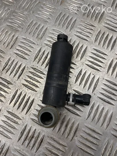 Nissan Juke I F15 Moteur d'essuie-glace 1014562