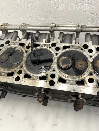 Volkswagen Transporter - Caravelle T5 Engine head 071033735