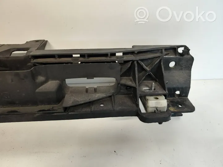 Citroen C5 Aircross Staffa del pannello di supporto del radiatore parte superiore 9824055880