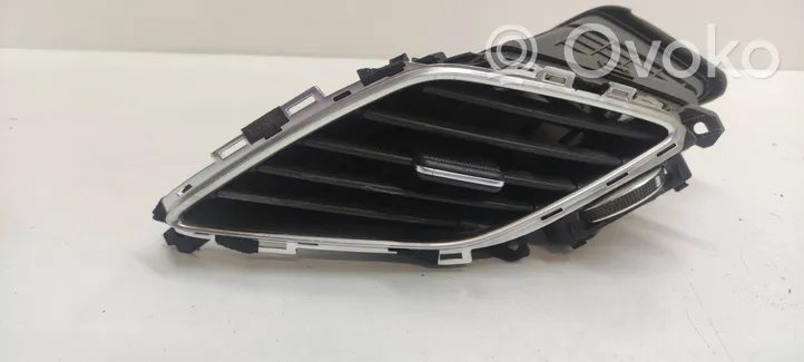 Hyundai i40 Dash center air vent grill 974203Z000