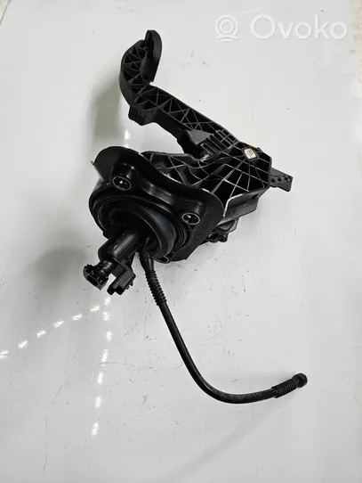 Opel Vivaro Clutch pedal 9818902380