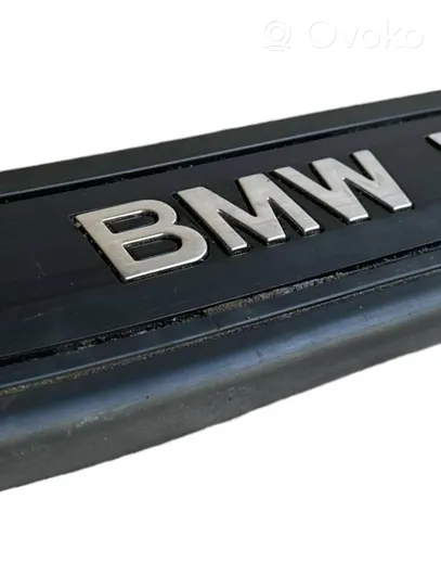 BMW 7 E65 E66 Slenksčiai visureigiams (džipams) 8223554