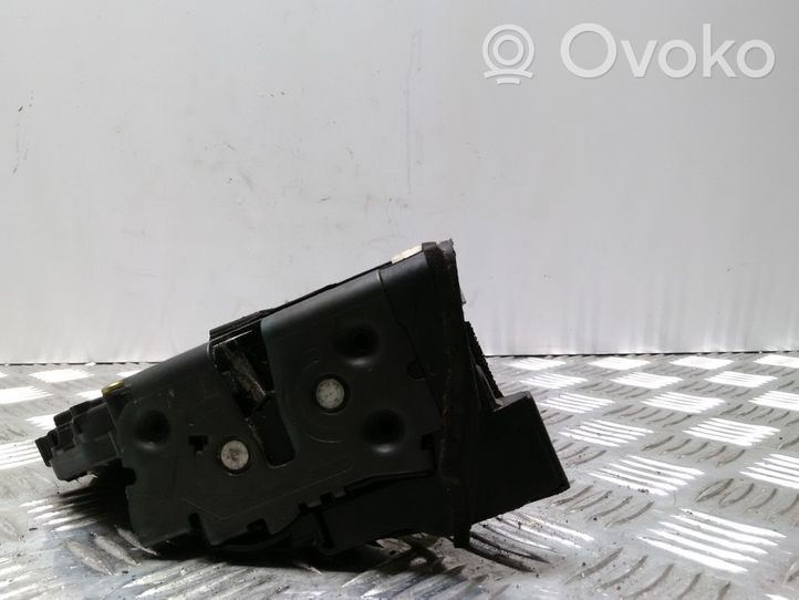 Mazda 3 I Serrure de porte avant 240007508