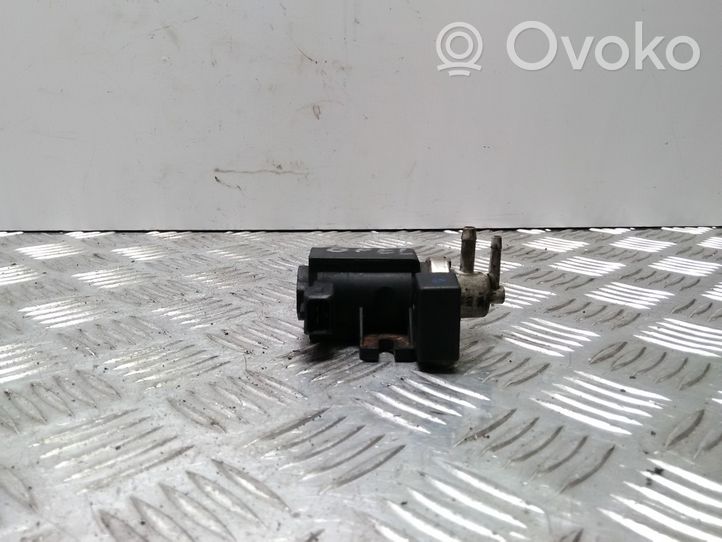 Opel Astra G Vacuum valve 897218