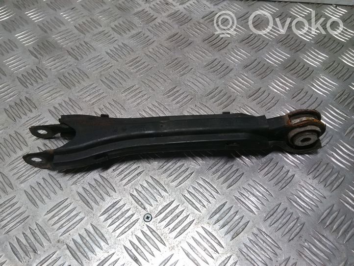 Mercedes-Benz C AMG W204 Braccio di controllo sospensione posteriore A2043521488