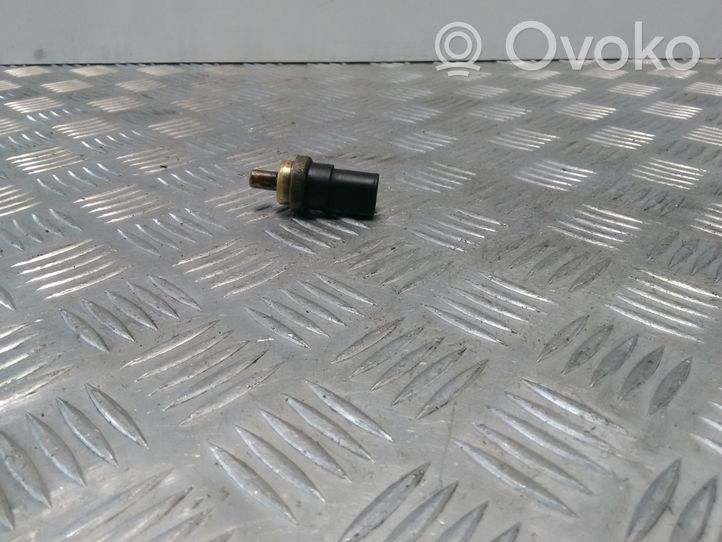 Audi A4 S4 B6 8E 8H Sonde de température de liquide de refroidissement 078919501C