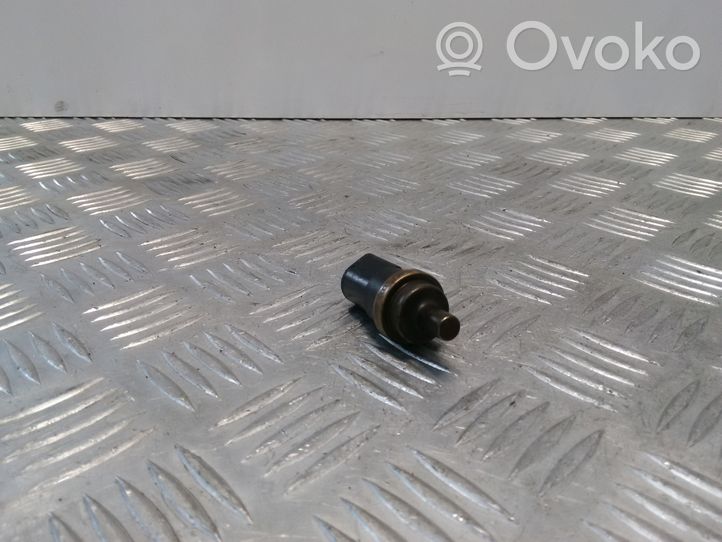 Volkswagen Golf IV Sensor de temperatura del refrigerante 078919501C