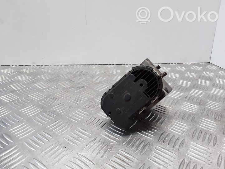 Audi A4 S4 B6 8E 8H Boîtier de papillon électrique 0Z8133062B