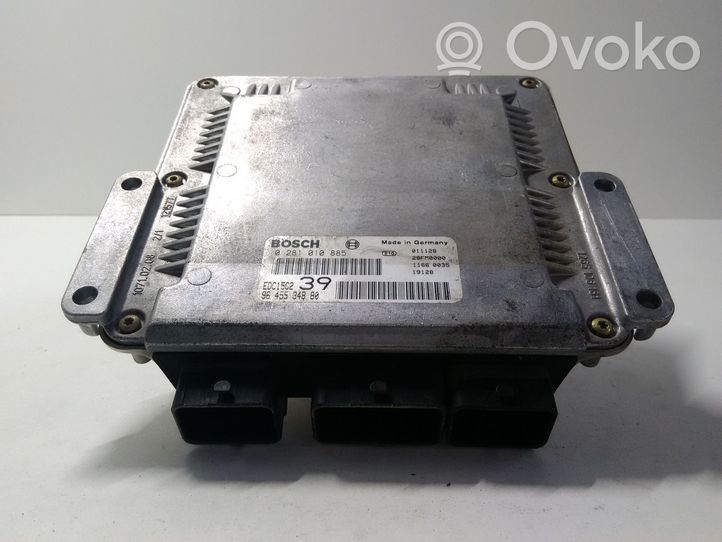 Citroen C5 Sterownik / Moduł ECU 0281010885