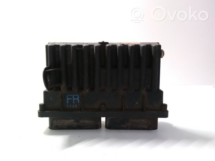 Opel Zafira A Coolant fan relay 09131730