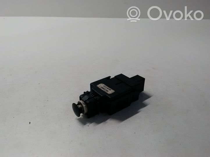Volvo V70 Interruttore del pedale del freno 8622064