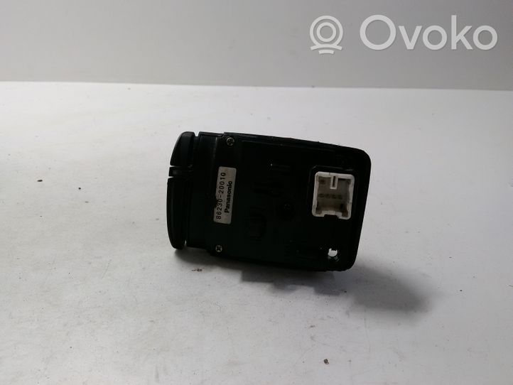 Toyota Avensis T220 Interruttore di controllo dell’audio 8623020010