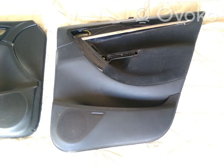 Citroen C4 Grand Picasso Set di rivestimento del pannello della portiera 96833593ZD