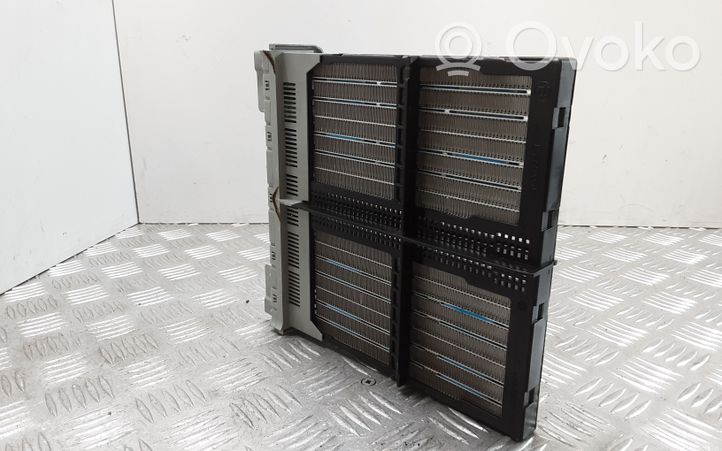 Mercedes-Benz C AMG W204 Radiateur électrique de chauffage auxiliaire A2048300461