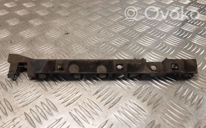 BMW 1 E82 E88 Fender mounting bracket 7118160