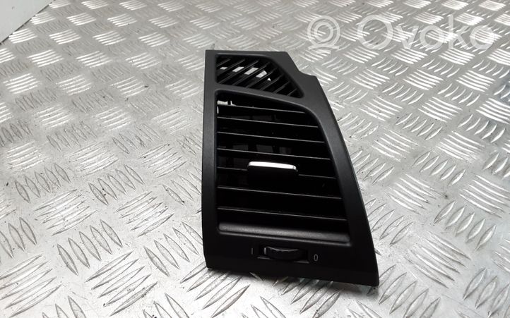 BMW 1 E82 E88 Dashboard side air vent grill/cover trim 7059188