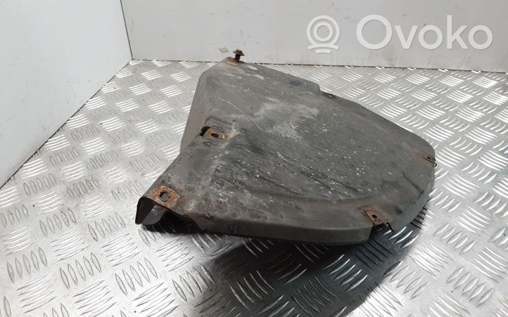 BMW 1 E82 E88 Protector/cubierta de la carrocería inferior del parachoques trasero 7070140